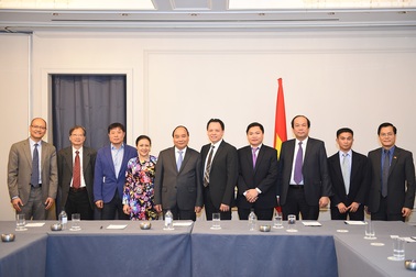 Thủ tướng tiếp một số doanh nhân, trí thức gốc Việt tại Hoa Kỳ