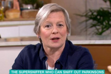 Người phụ nữ ngửi ra được bệnh Parkinson