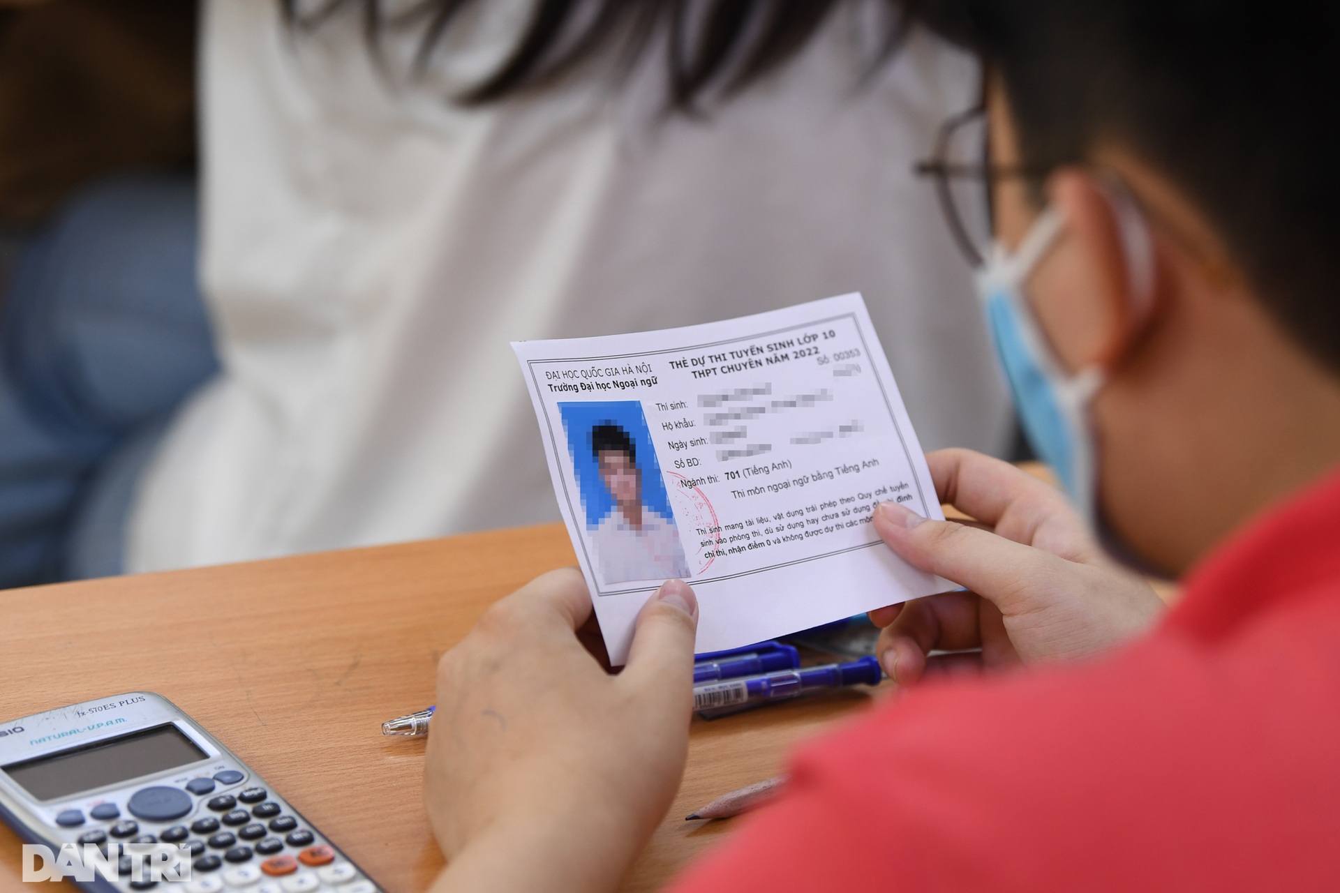 Thí sinh một mình một phòng ở kỳ thi căng thẳng vào lớp 10 trường chuyên HN - 14 Thí sinh một mình một phòng ở kỳ thi căng thẳng vào lớp 10 trường chuyên HN - 14