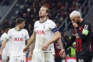 Gục ngã trước AC Milan, Tottenham bị đẩy vào thế khó