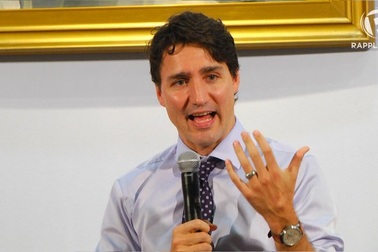 Thủ tướng Canada trở thành "người dẫn chương trình" ở Philippines