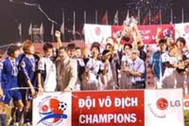 SV Hàn Quốc: ''Đá với chủ nhà rất khó!'' 
