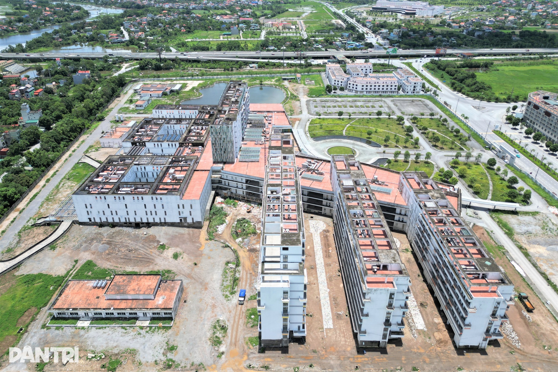 Thực trạng Bệnh viện Việt Đức 2 trước hạn chót đưa vào hoạt động - 5 Thực trạng Bệnh viện Việt Đức 2 trước hạn chót đưa vào hoạt động - 5