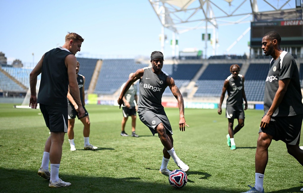 Trainer Maresca verrät, warum Chelsea nicht voll trainieren kann – 2 HLV Maresca tiết lộ lý do khiến Chelsea không thể tập luyện đầy đủ - 2
