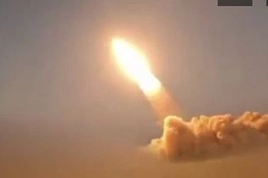 Iran dồn dập tấn công căn cứ quân sự Mỹ, nhắm thẳng loạt vị trí trọng yếu