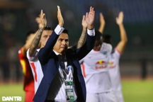 HLV Kiatisuk: "HA Gia Lai sẽ thể hiện tốt nhất trước đội bóng Hàn Quốc"