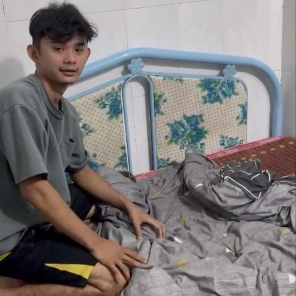 Rủ bạn gái 17 tuổi về nhà nhậu rồi hiếp dâm - 1 Rủ bạn gái 17 tuổi về nhà nhậu rồi hiếp dâm - 1