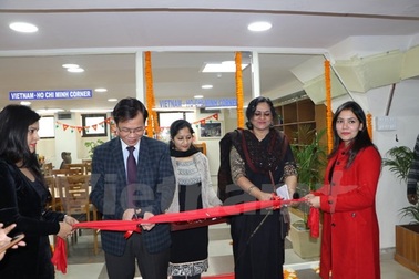 Khai trương phòng sách Việt Nam - Hồ Chí Minh đầu tiên ở New Delhi