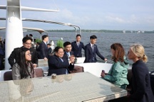 Thủ tướng tìm hiểu mô hình phát huy di sản và phát triển cảng biển ở Estonia