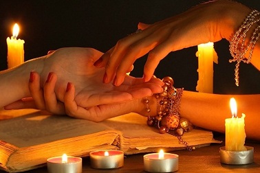 Hài hước chuyện người Tây đi... xem bói