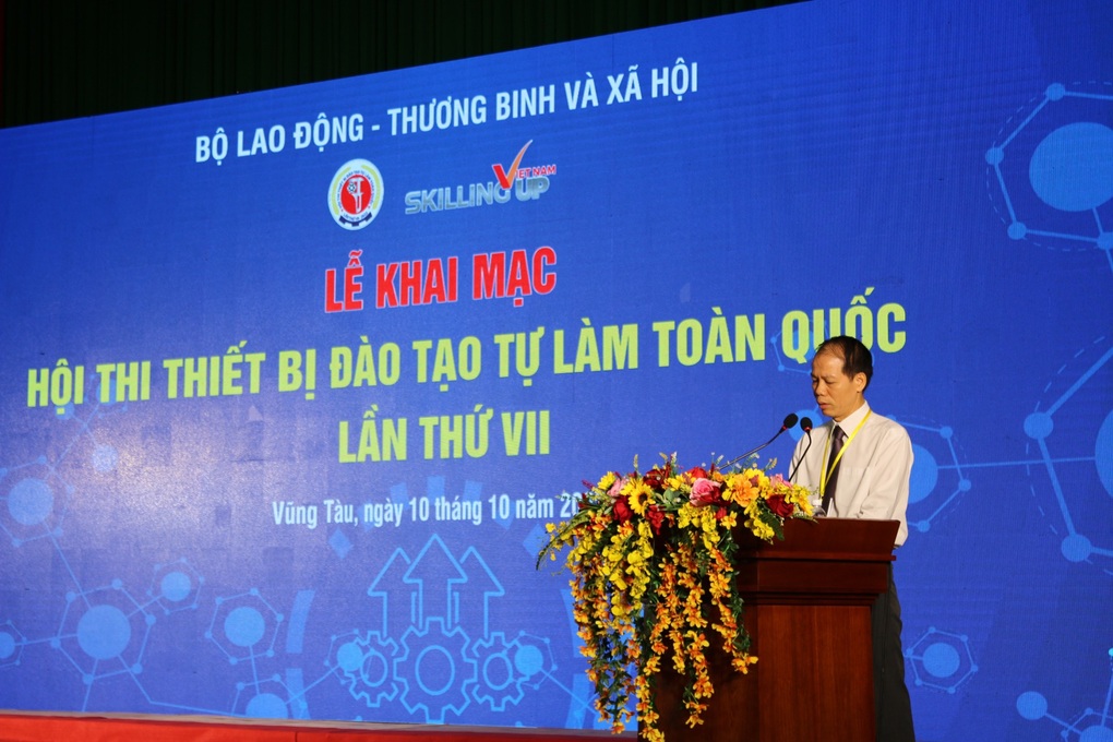 381 sản phẩm dự thi thiết bị đào tạo tự làm toàn quốc - 3 381 sản phẩm dự thi thiết bị đào tạo tự làm toàn quốc - 3