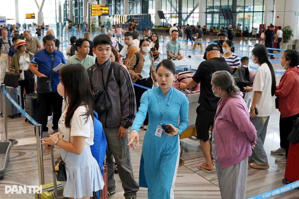 Dự báo nguy cơ kẹt xe, trễ chuyến dịp lễ 2/9 ở TPHCM - 1 Dự báo nguy cơ kẹt xe, trễ chuyến dịp lễ 2/9 ở TPHCM - 1