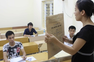 Trường cao đẳng: Chưa thi đã lo sẽ "đói" sinh viên 