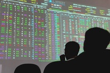 Thao túng giá chứng khoán bị phạt đến 300 triệu đồng 