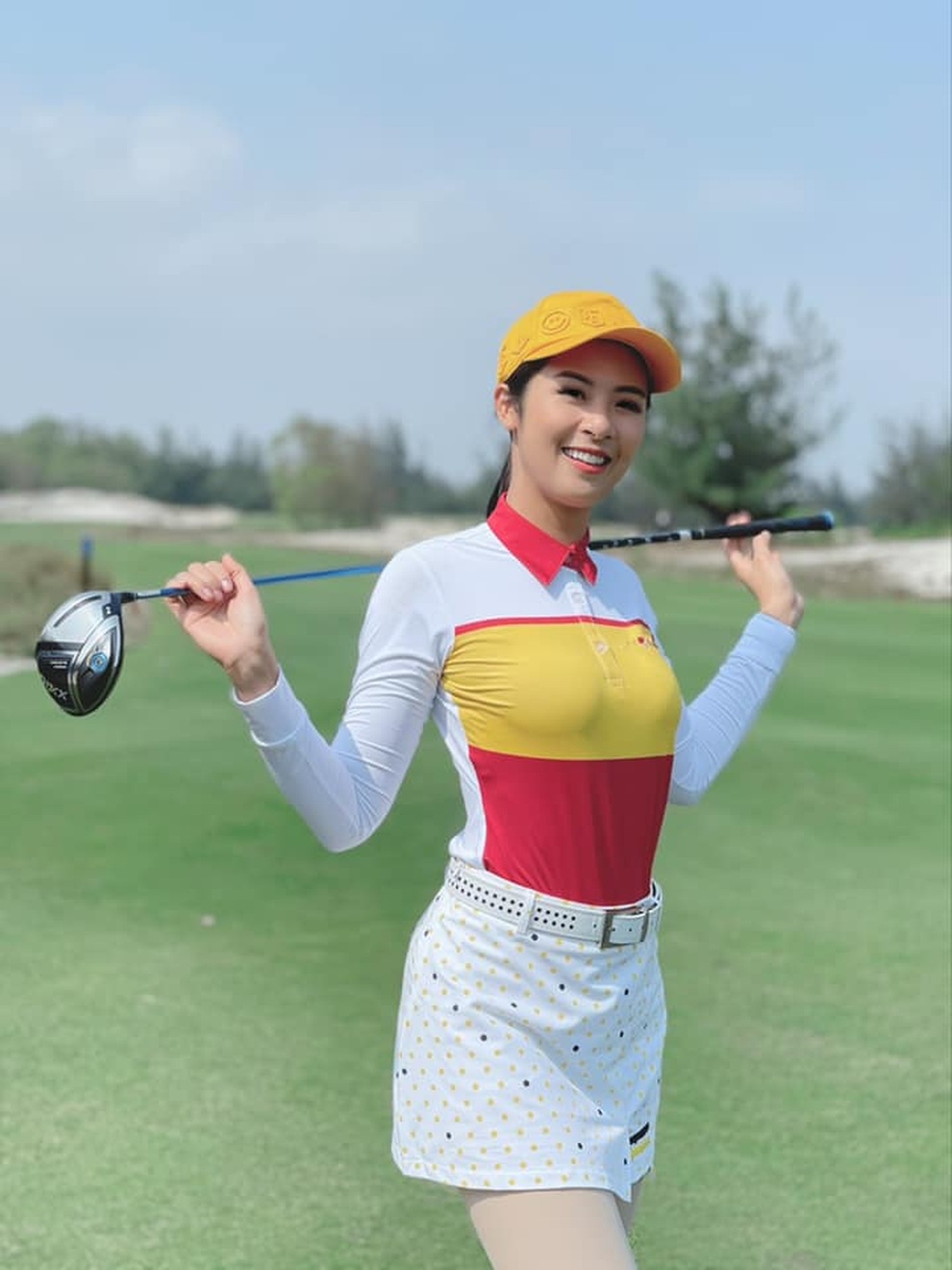 Hoa hậu Ngọc Hân: Tôi ngưỡng mộ lối sống của hoa hậu Thu Thủy - 2 Hoa hậu Ngọc Hân: Tôi ngưỡng mộ lối sống của hoa hậu Thu Thủy - 2