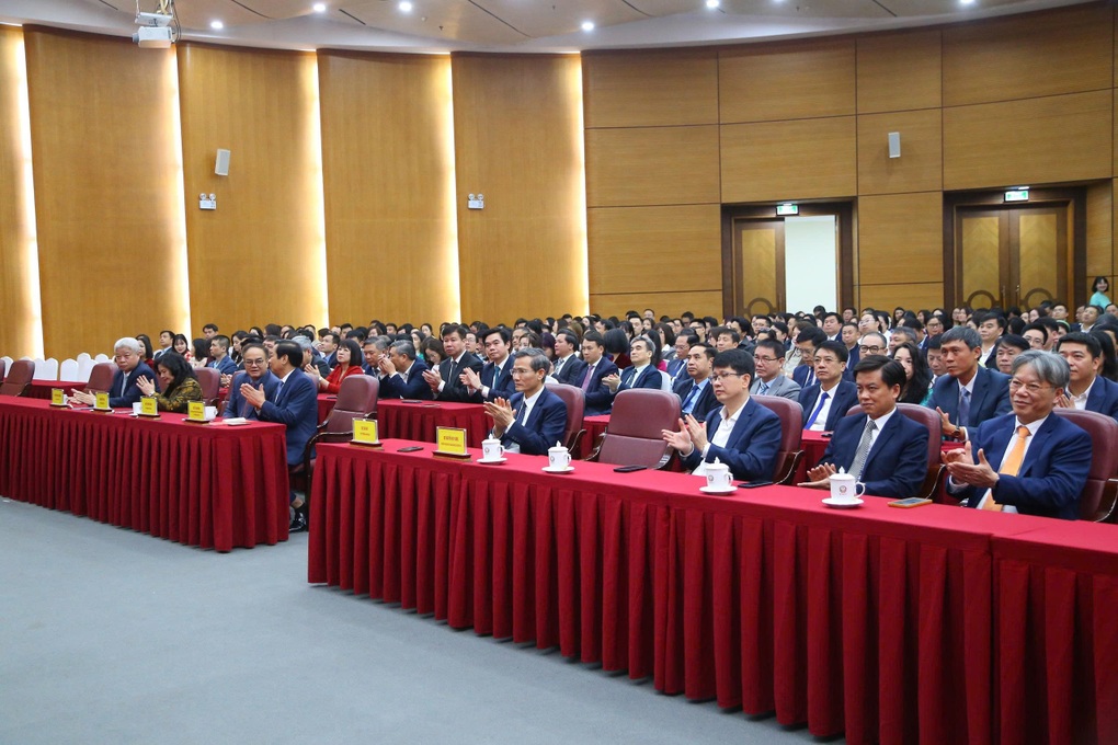 Bộ trưởng Nội vụ đặt niềm tin công chức sẽ tạo dấu mốc mới trong năm 2026 - 1