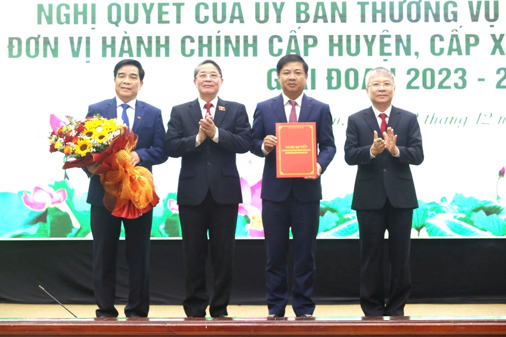 Quảng Nam công bố sáp nhập huyện Nông Sơn vào huyện Quế Sơn - 1 Quảng Nam công bố sáp nhập huyện Nông Sơn vào huyện Quế Sơn - 1