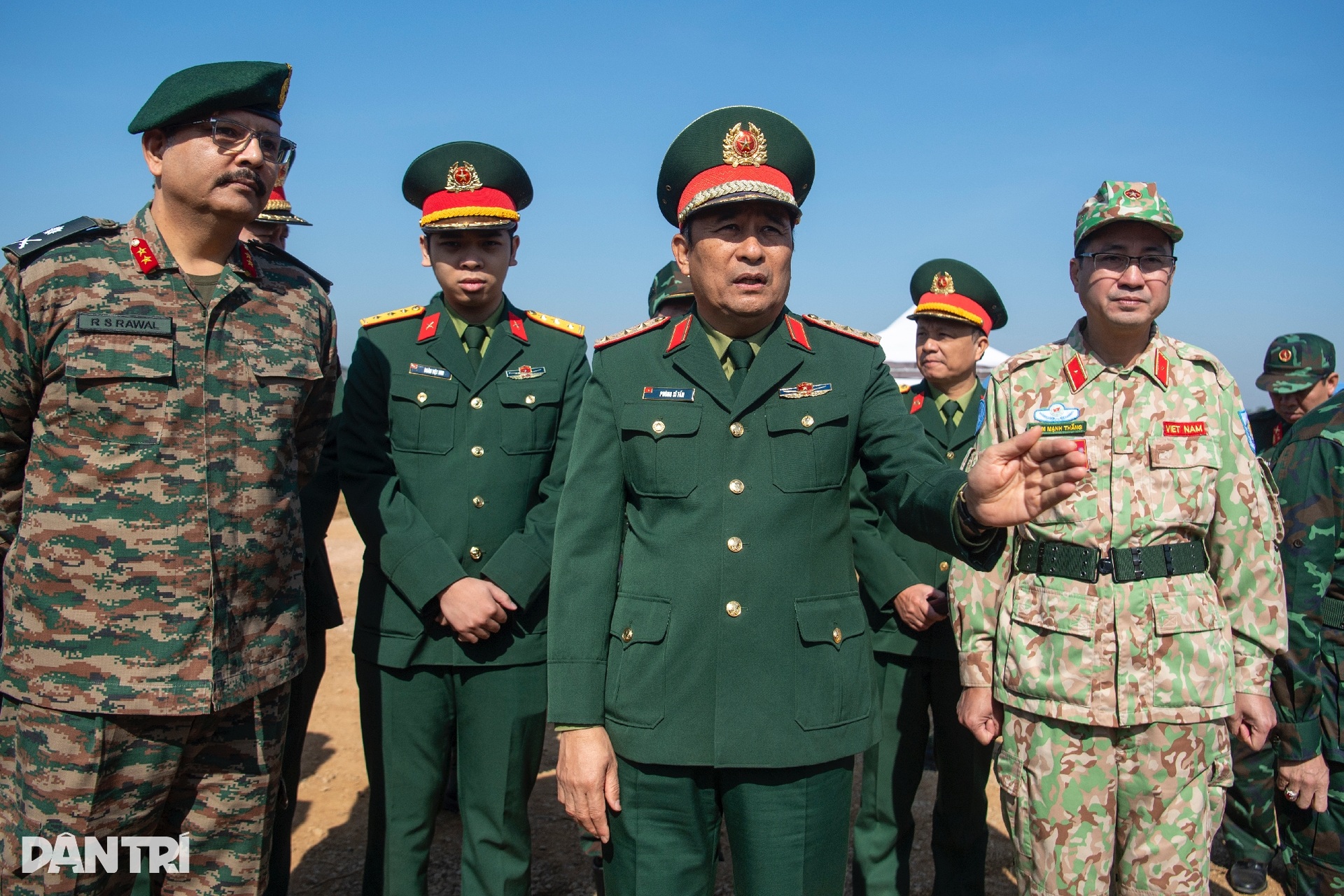 Việt Nam - Ấn Độ diễn tập cứu trợ nạn nhân động đất - 14 Việt Nam - Ấn Độ diễn tập cứu trợ nạn nhân động đất - 14