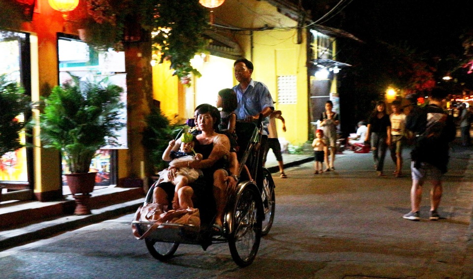 Những trải nghiệm không thể bỏ lỡ khi khám phá Hội An về đêm - 3 Những trải nghiệm không thể bỏ lỡ khi khám phá Hội An về đêm - 3