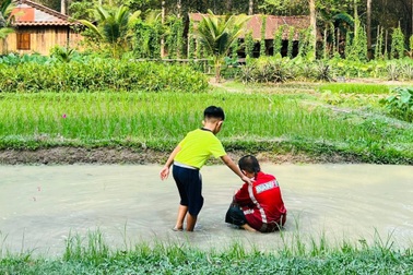 Hà Nội "thổi còi" hoạt động dã ngoại sau vụ tai nạn khi đi bắt ngao