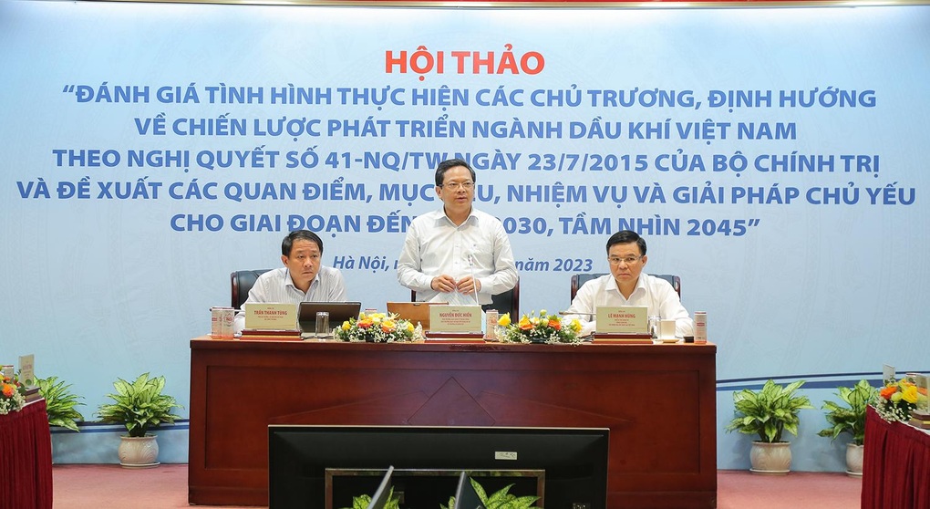 Petrovietnam tổ chức hội thảo đánh giá định hướng chiến lược phát triển ngành dầu khí - 3 Petrovietnam tổ chức hội thảo đánh giá định hướng chiến lược phát triển ngành dầu khí - 3