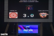 CLB Viettel đại thắng ở trận đấu lịch sử VAR xuất hiện tại V-League