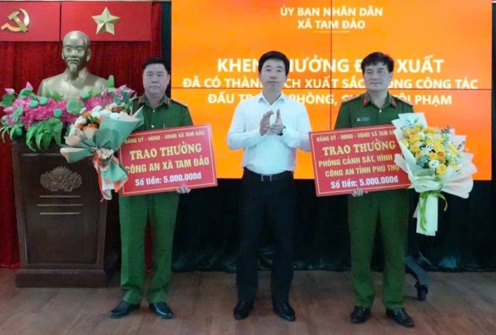Hai cô gái bị nhóm thanh niên chặn đường, xâm hại tình dục trên đèo Tam Đảo - 2 Hai cô gái bị nhóm thanh niên chặn đường, xâm hại tình dục trên đèo Tam Đảo - 2