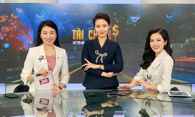 4 nữ MC trẻ trung nhất nhì VTV: Nhan sắc không thua kém hoa hậu, sở hữu vóc dáng nóng bỏng như người mẫu - Ảnh 12.