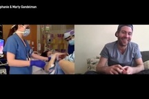 Chồng ngồi nhà xem trực tuyến vợ sinh con