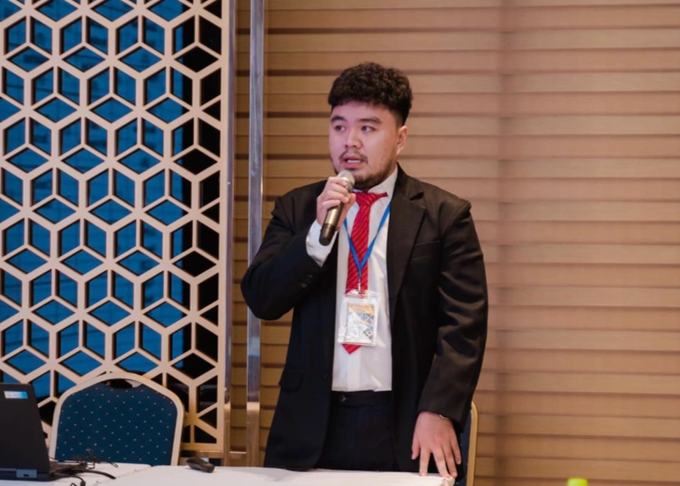 Chàng trai 25 tuổi có 3 bằng đại học, viết 8 bài báo quốc tế trong 1,5 năm - 4 Chàng trai 25 tuổi có 3 bằng đại học, viết 8 bài báo quốc tế trong 1,5 năm - 4