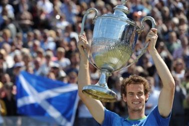 Andy Murray lần thứ hai đăng quang tại Queen’s Club