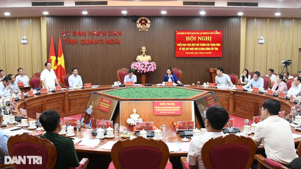 Quảng Ngãi và Kon Tum bàn nhiều nhiệm vụ quan trọng sau sáp nhập - 1 Quảng Ngãi và Kon Tum bàn nhiều nhiệm vụ quan trọng sau sáp nhập - 1
