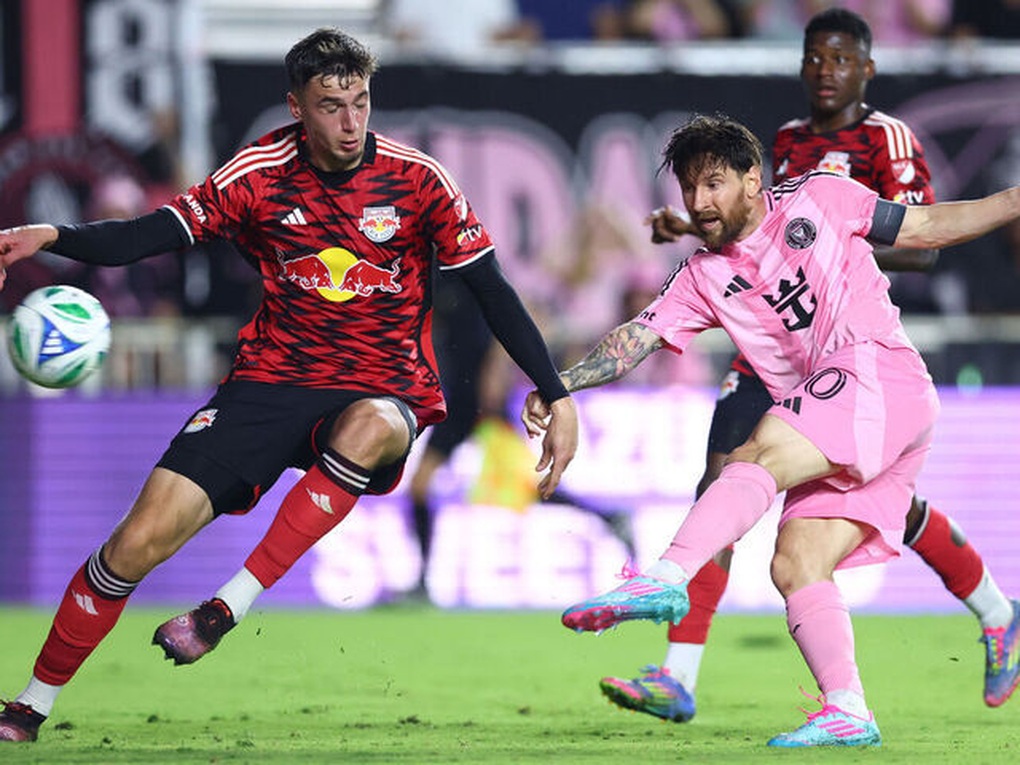 Đập tan nỗi buồn, Lionel Messi ghi bàn đẹp mắt, lập kỷ lục ở tuổi 38 - 1 Đập tan nỗi buồn, Lionel Messi ghi bàn đẹp mắt, lập kỷ lục ở tuổi 38 - 1