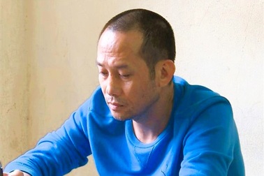 Tuấn "Thần Đèn" chỉ đạo nhân viên hủy chứng từ thu tiền ngoài hóa đơn