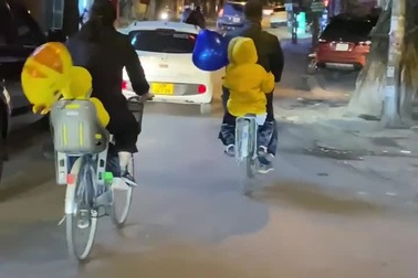 Hình ảnh bình dị và tràn ngập hạnh phúc trong ngày Tết