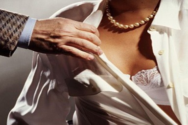 Giải pháp tiêu diệt “yêu râu xanh” nơi công sở