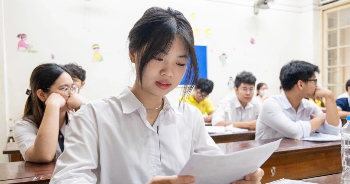 Đề tốt nghiệp THPT môn tiếng Anh chương trình GDPT 2006