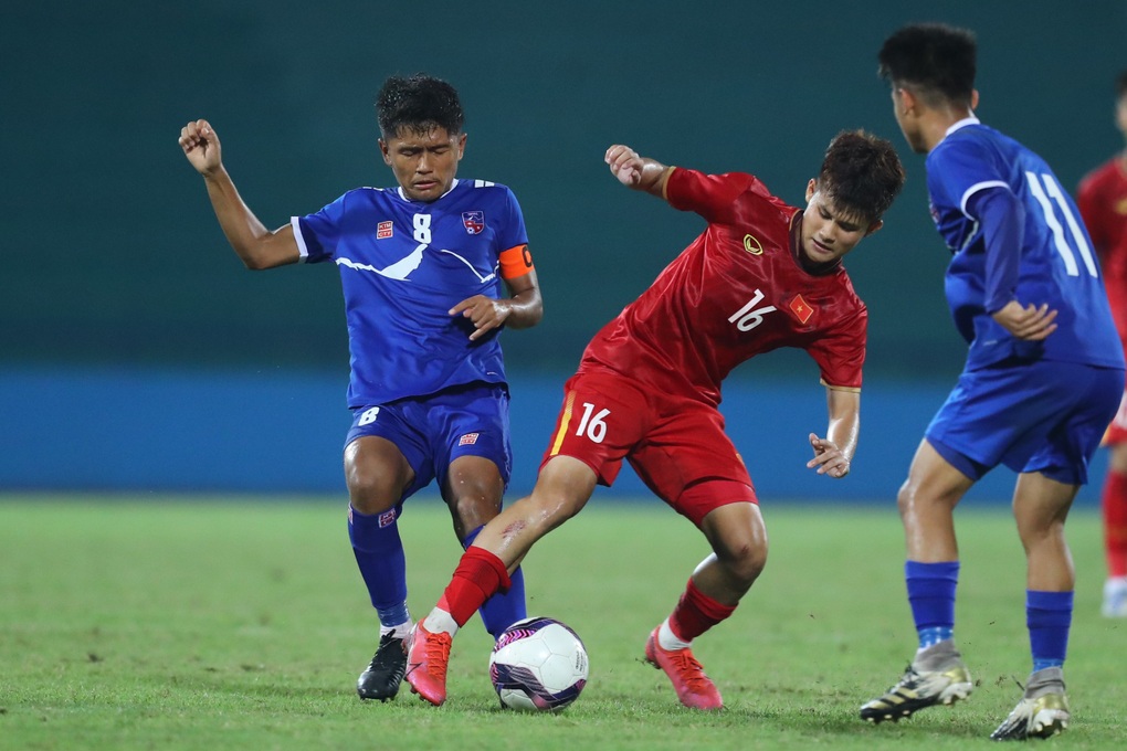 U17 Việt Nam - U17 Thái Lan: Tìm vé dự giải châu Á với ngôi đầu bảng - 2 U17 Việt Nam - U17 Thái Lan: Tìm vé dự giải châu Á với ngôi đầu bảng - 2