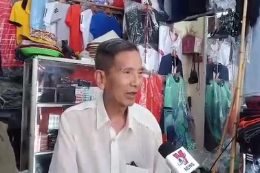 Nghệ sĩ Trần Hạnh nói gì khi được phong tặng Nghệ sĩ Nhân dân ở tuổi 90. Clip: Hà Tùng Long