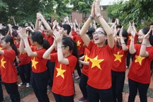 “Tuyệt vời! Phải đổi mới lễ khai giảng. Đầy ấn tượng!”