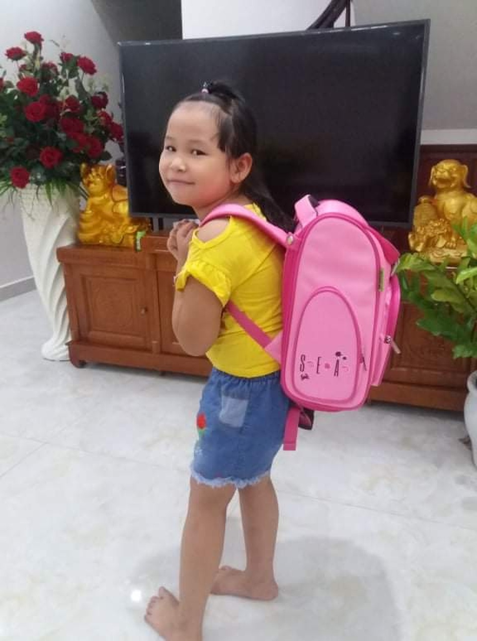 Bác sĩ tuyến đầu chống dịch Covid-19: Con khai giảng, mẹ không thể về nhà - 3 Bác sĩ tuyến đầu chống dịch Covid-19: Con khai giảng, mẹ không thể về nhà - 3