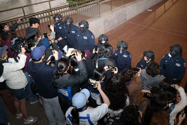 Biểu tình lan rộng tại các trường đại học Mỹ phản đối chiến sự Gaza