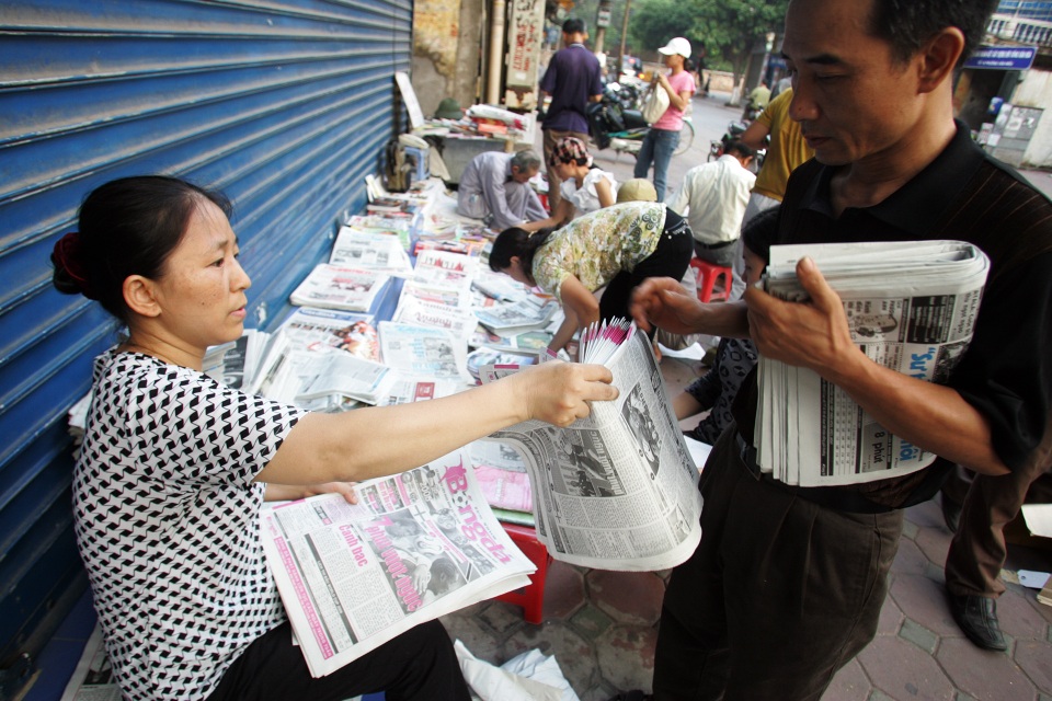 Nhớ thương báo giấy... - 5 Nhớ thương báo giấy... - 5