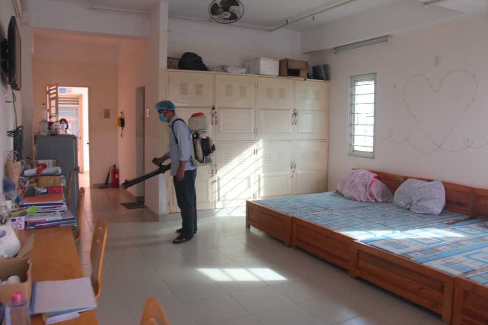 Nhiều trường ĐH đột ngột cho sinh viên nghỉ tiếp đến hết tháng 2 - 3 Nhiều trường ĐH đột ngột cho sinh viên nghỉ tiếp đến hết tháng 2 - 3
