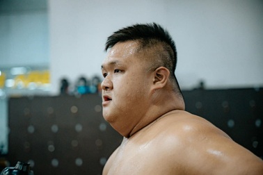 Từng uống gần 2 lít nước ngọt mỗi ngày, chàng trai TPHCM nặng đến 230kg