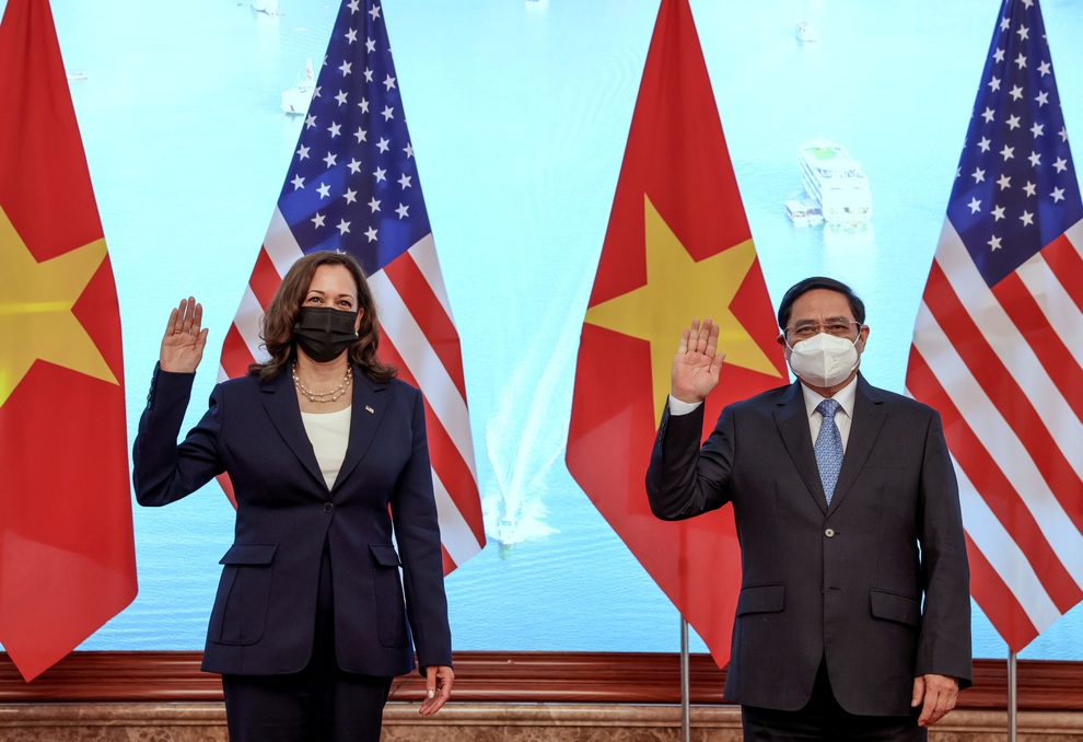 Phó Tổng thống Mỹ đăng video thăm Việt Nam - 1 Phó Tổng thống Mỹ đăng video thăm Việt Nam - 1