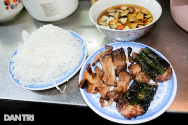 Vụ bún chả 35.000 đồng: "Ở đây chúng tôi bán thế thì hôm sau đóng cửa"