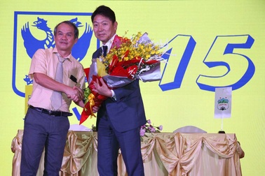 Bầu Đức: “Tiên phong đưa cầu thủ ra nước ngoài, HA Gia Lai sẵn sàng chịu gạch đá”