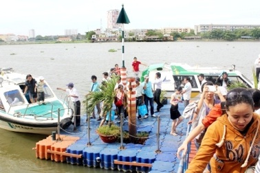 TPHCM khuyến khích phát triển du lịch đường thủy