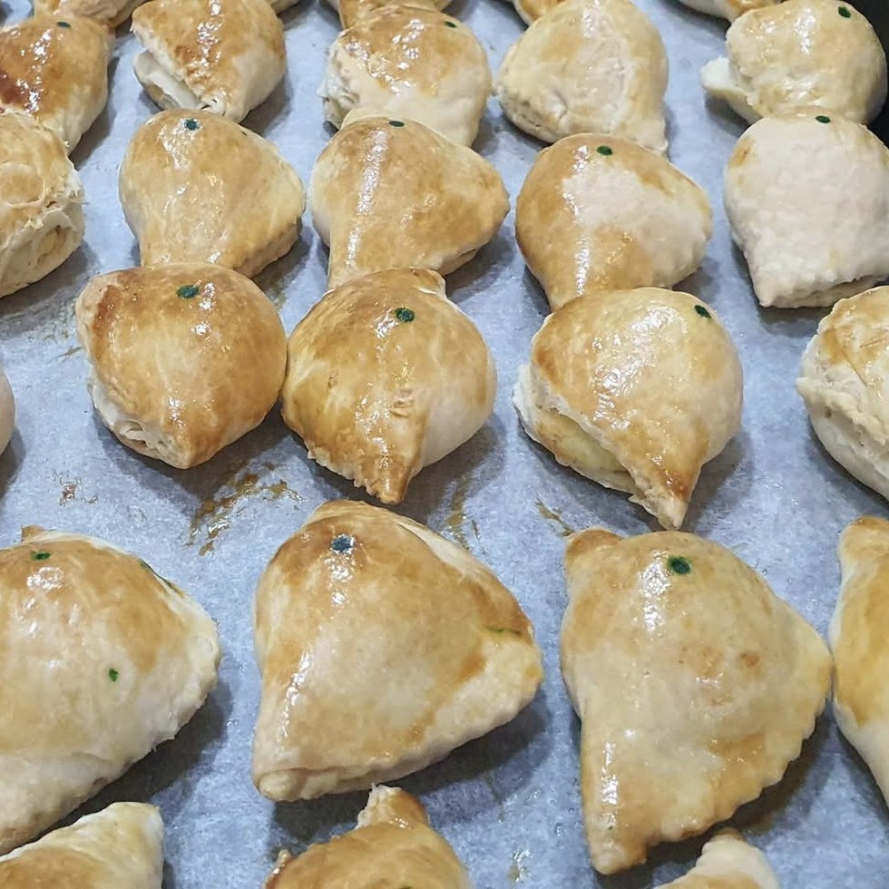 Cô giáo U80 dạy làm bánh miễn phí, lan tỏa tinh thần giảm nghèo bền vững - 7